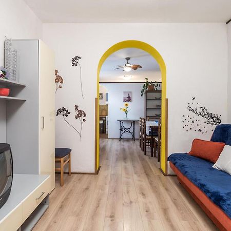 Amazing Apartment In Senj With House Sea View Ngoại thất bức ảnh