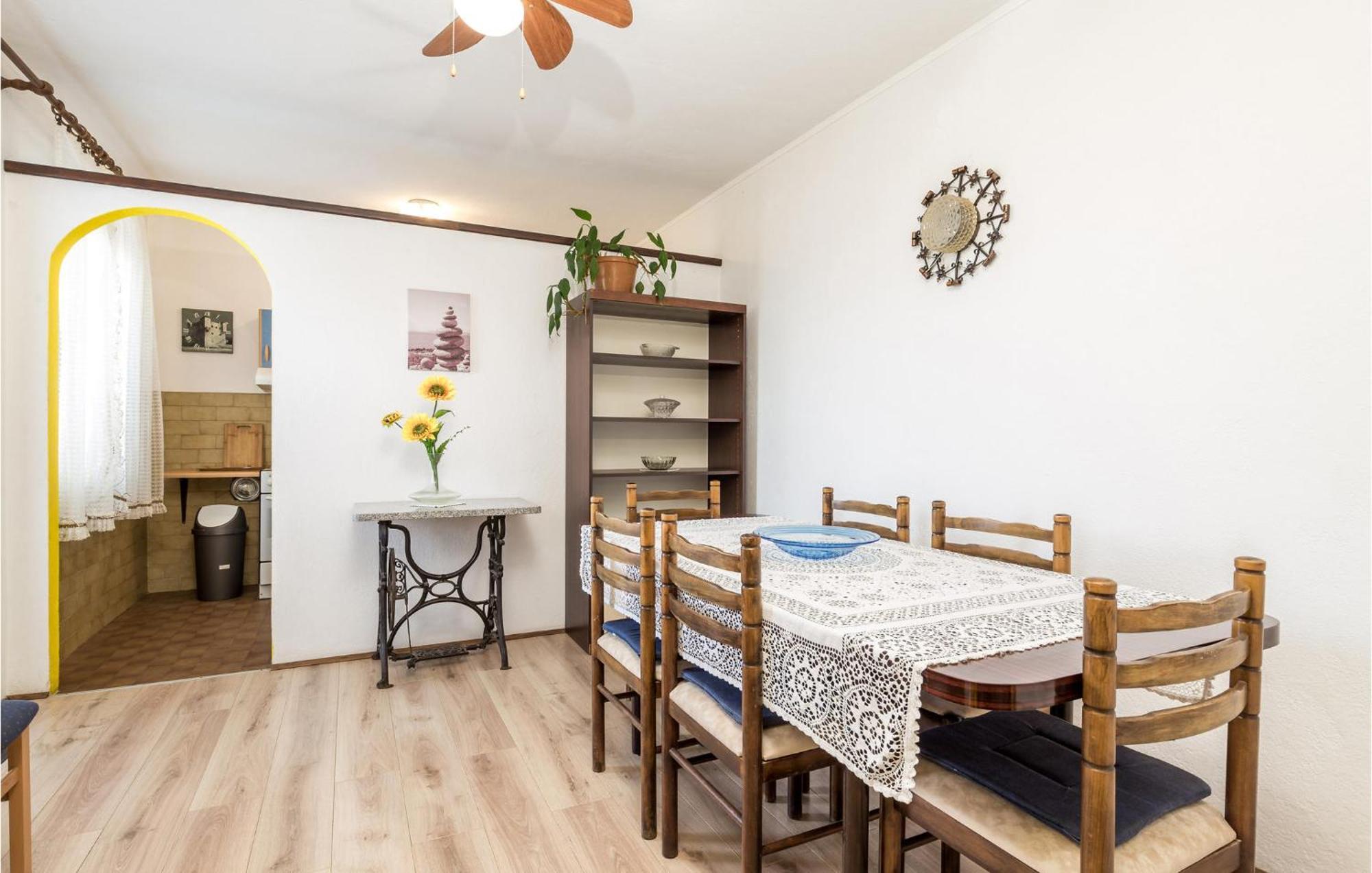 Amazing Apartment In Senj With House Sea View Ngoại thất bức ảnh